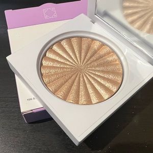 OFRA HIGHLIGHTER RODEO BRAND NEW IN BOX
